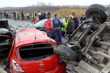 THESSALONIKI,GREECE - JAN,22: 28 vehicle pile-up on the Egnatia motorway in Kleidi after the crash that occurred early today due to fog on 22 January, 2013. One woman died and 26 others where injuredのeditorial素材