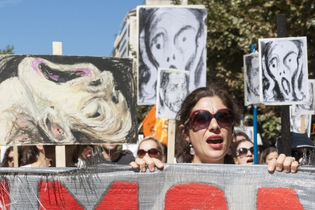 THESSALONIKI, GREECE - SEPT 18 Greek teachers announced a series strikes starting protest against job transfers and layoffs demanded by the countryのeditorial素材