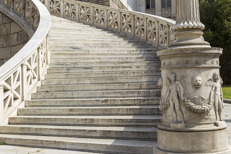 outside marble staircase in National Library of Greece in Athensのeditorial素材