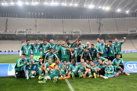 ATHENS, GREECE APRIL 26, 2014 : Team photo holding the Cup afther their win over Paok during the Greek Cup Final match Paok vs Panathinaikosのeditorial素材