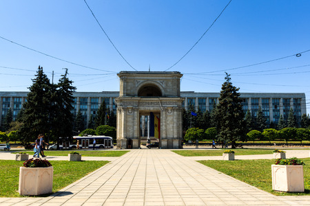 CHISINAU, MOLDOVA- AUGUST 21, 2014: Victory Arch in National Assembly Square, Chisinau, Moldova. The Triumphal arch was built in 1841 and restored in 1973.のeditorial素材