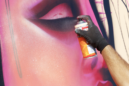 THESSALONIKI, GREECE JUNE, 15 2015: Painters graffiti during the course of Street Art Festival Thessalonikiのeditorial素材