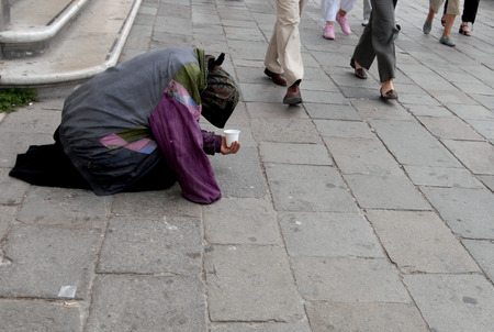 panhandler and unthinking people