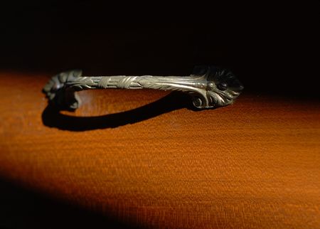 Old nightstand handleの写真素材