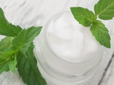 facial cream with mintの写真素材