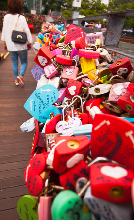 keyのeditorial素材