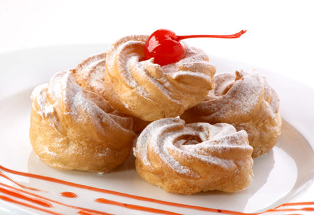 Vanilla profiteroles 
