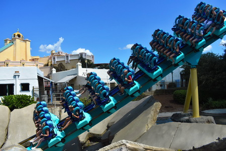 Orlando, Florida. September 21, 2018. People ride Kraken Roller Coaster at Seaworld Theme Park. Several are screaming.のeditorial素材