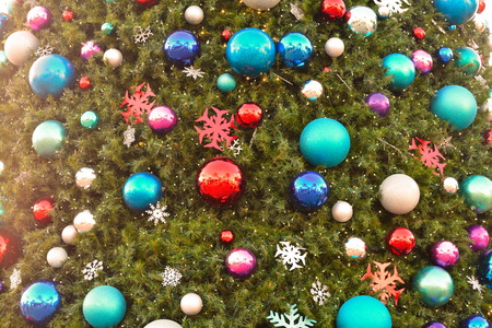 Orlando, Florida. November 20, 2018. Portion of decorated Christmas Tree in International Drive area.のeditorial素材