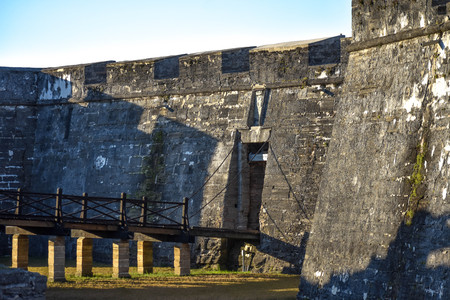 St. Augustine, Florida. January 26, 2019. Old bridge and main entrance of Castillo de San Marcos Fort. in Floridas Historic Coast.のeditorial素材