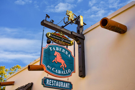 St. Augustine, Florida. January 26, 2019. Cabaret Tavern Sign in St. George street at Old Town in Floridas Historic Coast.のeditorial素材