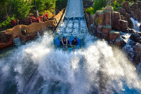 Orlando, Florida. March 09, 2019. People having fun river attraction ride Infinity Falls at Seaworld Marine Theme Parkのeditorial素材