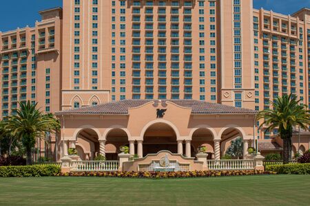 Orlando, Florida. July 16, 2019. Partial view of JW Marriott hotel at John Yaung Parkway area 8のeditorial素材
