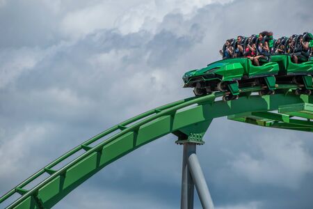 Orlando, Florida. August 07, 2019. People having terrific fun The Incredible Hulk rollercoaster at Island of Adventure 30のeditorial素材