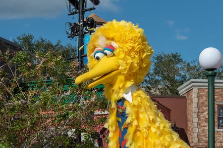 Orlando, Florida. October 5, 2019. Big Bird in Sesame Street Party Parade at Seaworld 25のeditorial素材