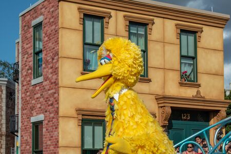 Orlando, Florida. October 5, 2019. Big Bird in Sesame Street Party Parade at Seaworld 29のeditorial素材