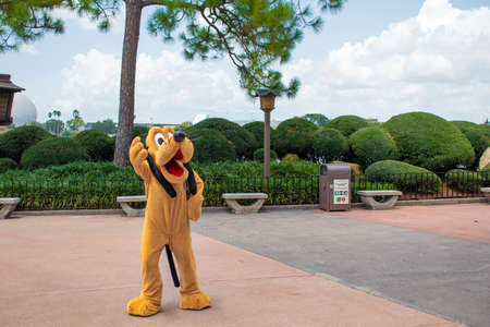 Orlando, Florida. July 29, 2020. Funny Pluto waving to his fans at Epcot (69)のeditorial素材