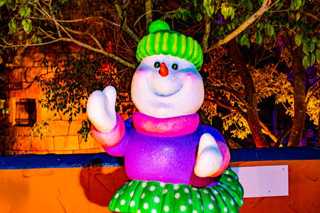 Tampa Bay, Florida. December 29, 2020. Partial view of Snowman in Christmas season at Busch Gardens (39)のeditorial素材