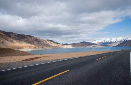 Road to Pangong Lake, Ladakh, Jammu and Kashmir, Indiaの素材