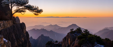 Mount Huangshan at sunrise, Anhui Province, Chinaの素材