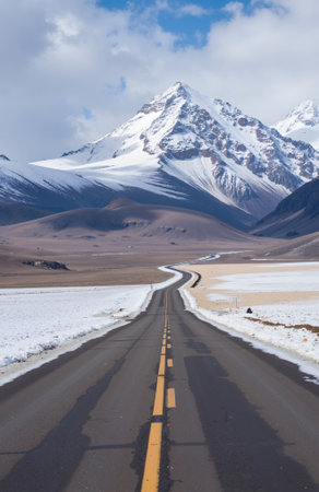 Mountain road in the Himalayas. Ladakh, Indiaの素材