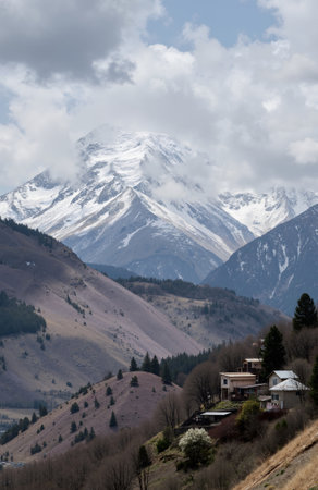 Mountains covered with snow in the Pyrenees, Andorraの素材