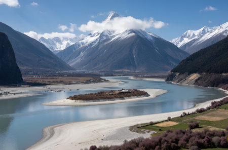 Natural landscape of New Zealand alps and lake with snow capped mountainの素材
