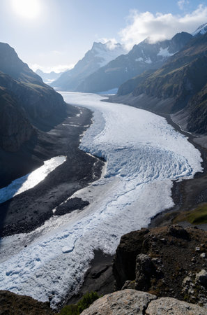 glacier in Cordillera Huayhuash, Peruの素材