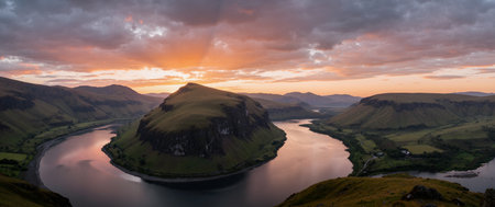 Panoramic view of Loch Lomond and Buttermere in the Scottish Highlandsの素材