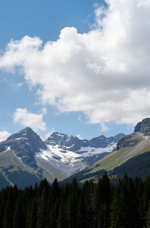 Lake Louise, Banff National Park, Alberta, Canada in summerの素材