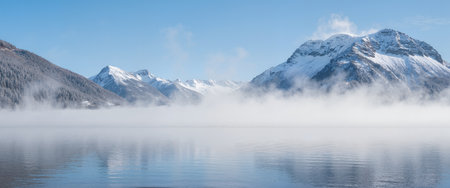 Foggy morning at Lake Wakatipu, Queenstown, New Zealandの素材
