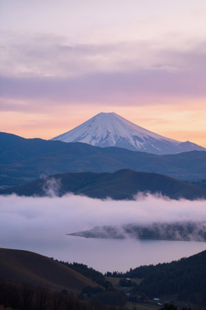 Mt Fuji at sunset, Yamanashi Prefecture, Japanの素材