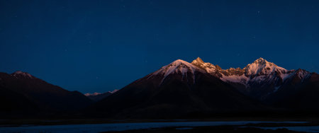 Night view of Mount Cook, South Island, New Zealand. Long exposureの素材