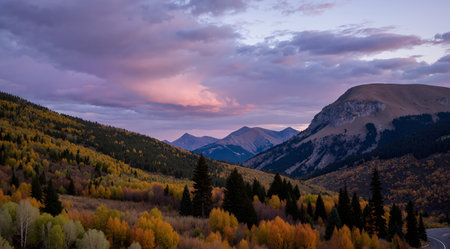 Autumn landscape in the Rocky Mountains. Colorado, United States.の素材