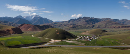 Panoramic view of the Pamir Highway in Kyrgyzstanの素材