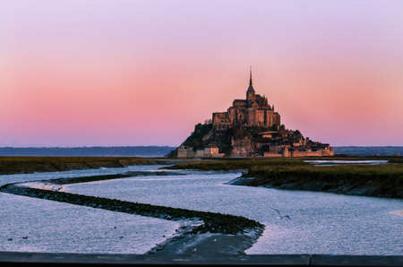 Visit Paris see the Le Mont-Saint-Michelのeditorial素材