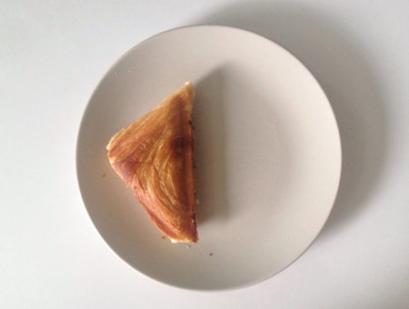 Haft pie on white plate