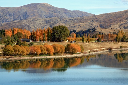 panorama of lake dunstan reflection in New Zealand near Queenstownの写真素材
