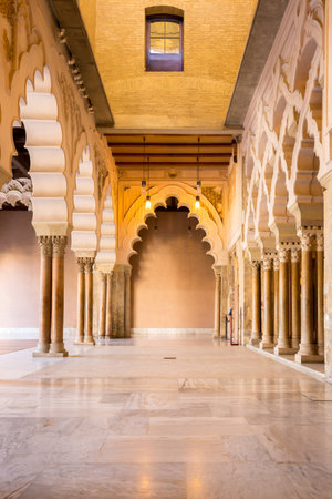 Corridor of aljaferia alcazar of Zaragoza Spainのeditorial素材