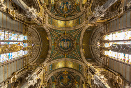 Lyon Notre-Dame de Fourviere Basilica Church Franceのeditorial素材