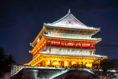 Xian drum tower (guluo) in Xian ancient city of China at nightのeditorial素材