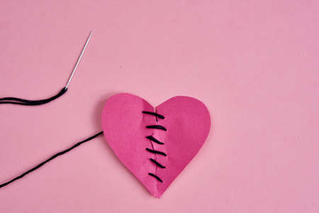 valentines paper heart romance holiday pink backgroundの写真素材