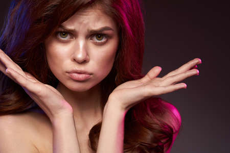 beautiful woman makeup posing naked shoulders hairstyle cropped viewの写真素材