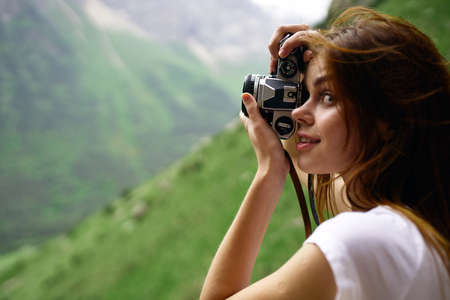 woman photographer nature professionals landscape hobby lifestyleの写真素材