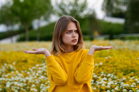 pretty woman posing lifestyle street walk funの写真素材