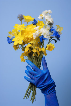 Fresh celebration beauty women spring female plant flower floral hand yellow bouquet gift bloomの素材