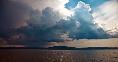 the beginning of the storm photoの写真素材