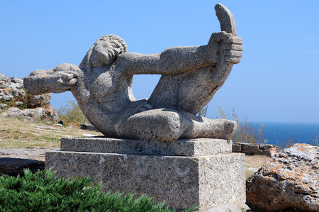 CAPE KALIAKRA - AUGUST 7, 2015: Statue of archer against the background of the Black seaのeditorial素材