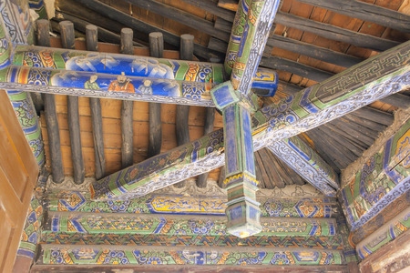 old wood cross beam roofの写真素材