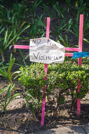 Reforma Avenue, Mexico City - March 25, 2018. Assembly carried out mainly by women on Reforma Avenue and The Angel of Independence where they placed thousands of wooden crosses in pink with various messages as a protest against of feminicide and insecuritのeditorial素材